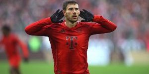 fb体育平台-土媒：费内巴切全力说服格雷茨卡加盟，但他想履行完拜仁合同