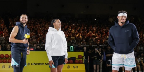 赛斯-库里盛赞中国行：重庆的热情与厚爱令人难忘🏀